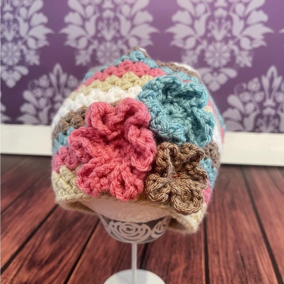 Crochet Striped Slouch Hat - Picture 4 of 4